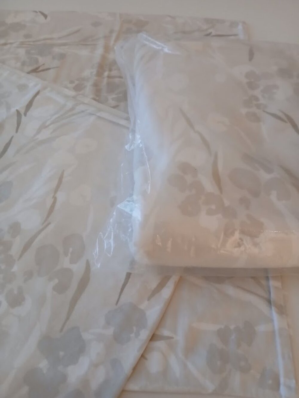 Calvin Klein BLANCA SMOKE - Duvet Cover Set - Picture 7 of 9